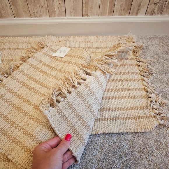 Table Placemats Set of 4 - Picture 3 of 7